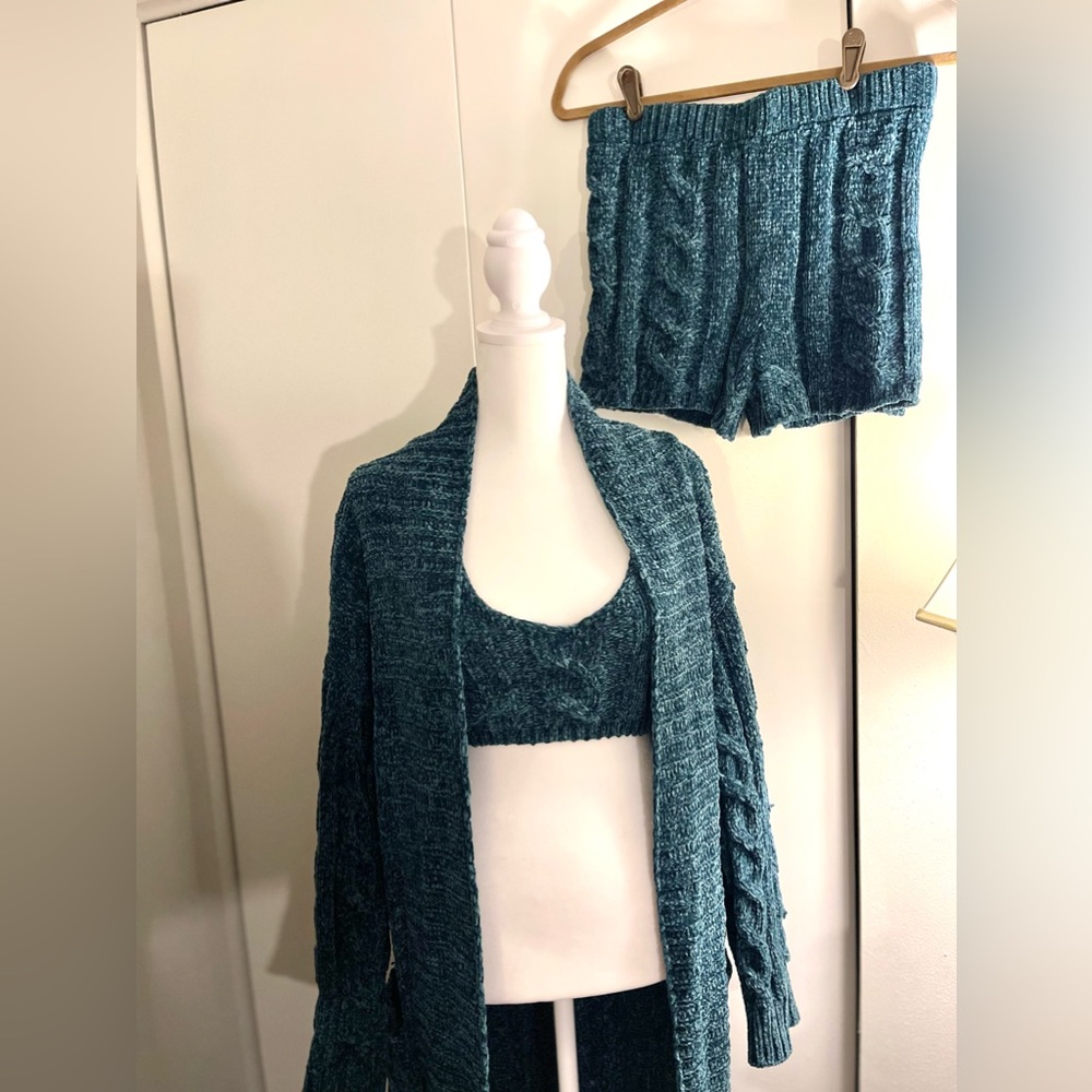 Fashion Nova 3 Piece Knit Set